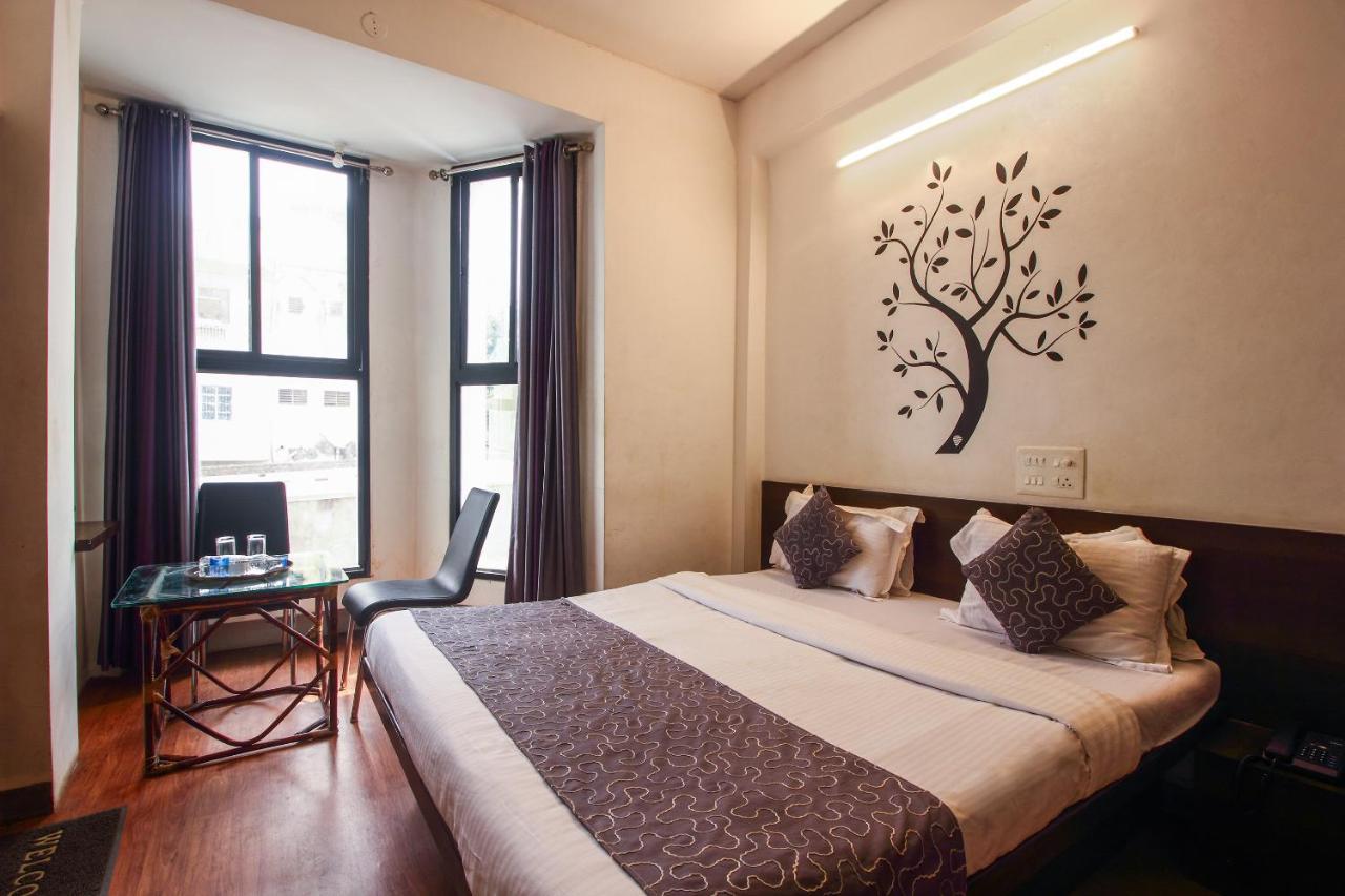 โอโย 3802 โฮเต็ล นิรมล เรซิเดนซี Hotel ออรังกาบัด ภายนอก รูปภาพ